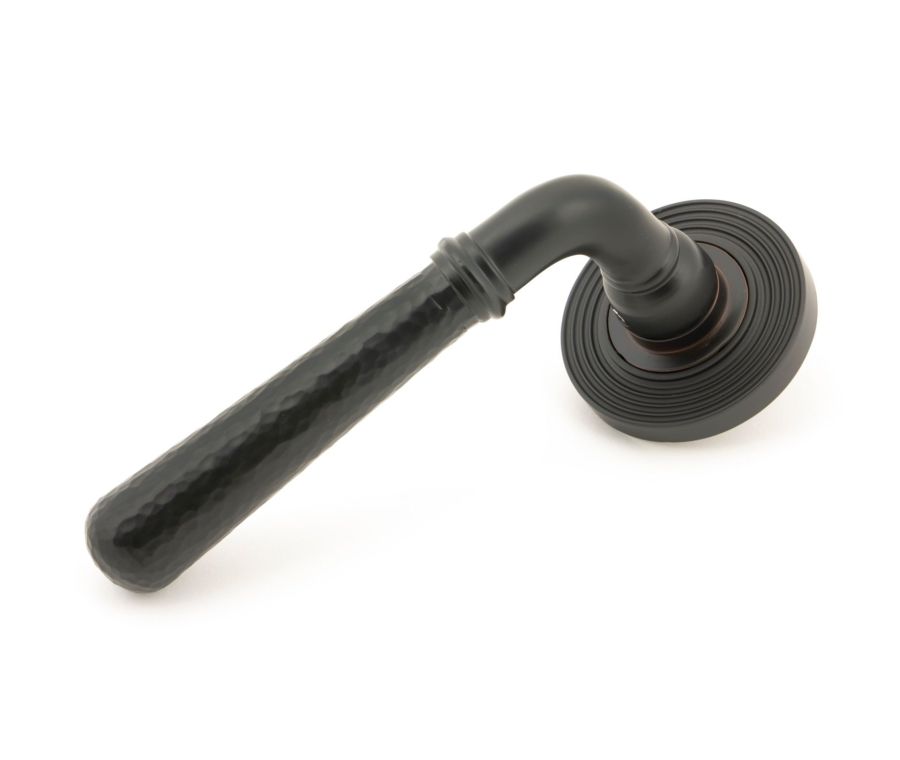 Set Aged Bronze Hammered Newbury Lever on Beehive rose | 46083 | 50051