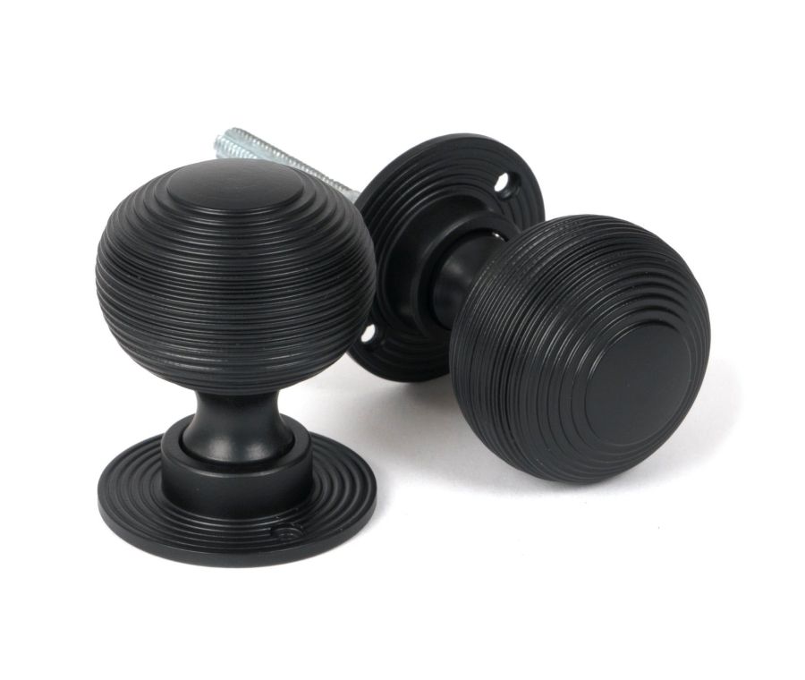 Matt Black Heavy Beehive Mortice/Rim Knob Set | 46404