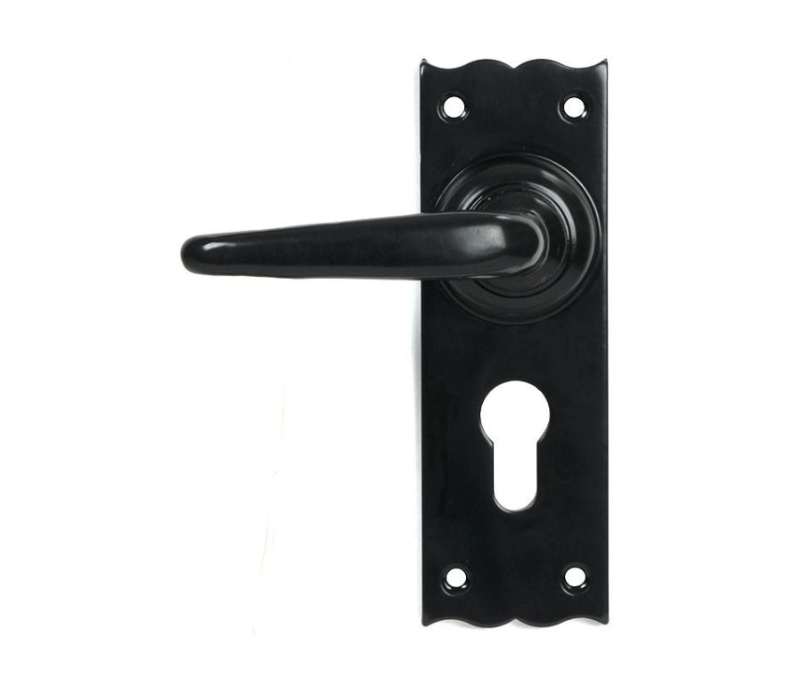 Black Oak Lever Euro Lock Set | 46570