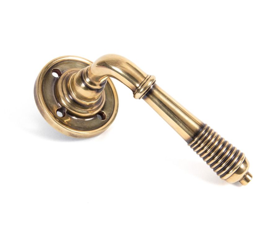 Aged Brass Reeded Lever on rose | 50086