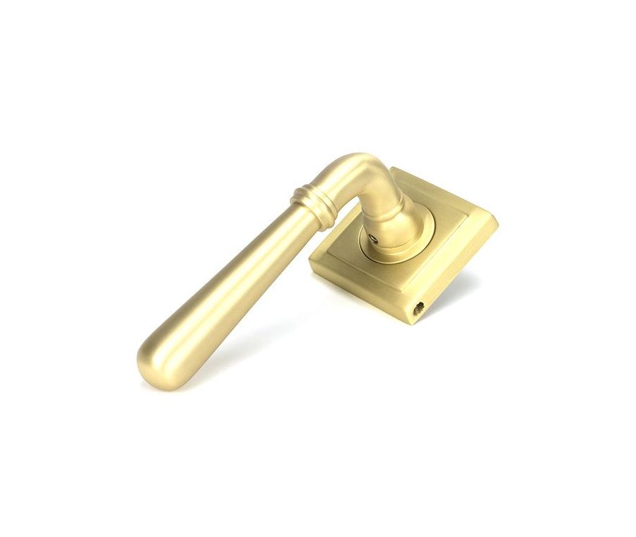 Set Anvil Satin Brass Newbury Lever on Square rose | 50856 | 50860