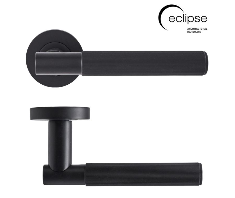 Eclipse Insignia Matt Black Linear Reeded Lever Handle | 63241