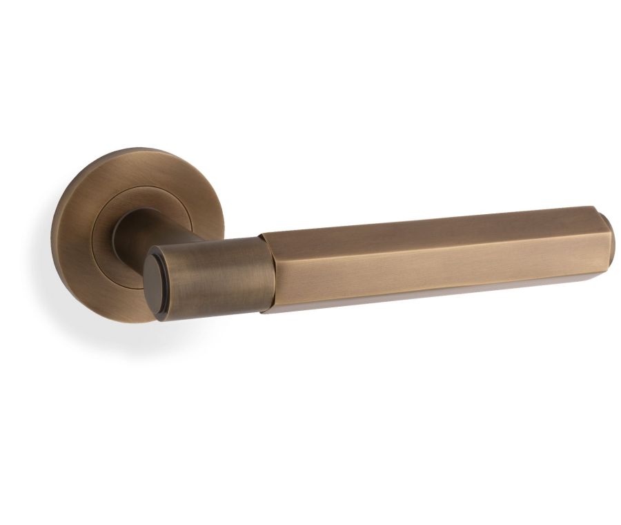Alexander & Wilks Italian Brass Spitfire Lever Hexagonal Cut on rose | AW224IB