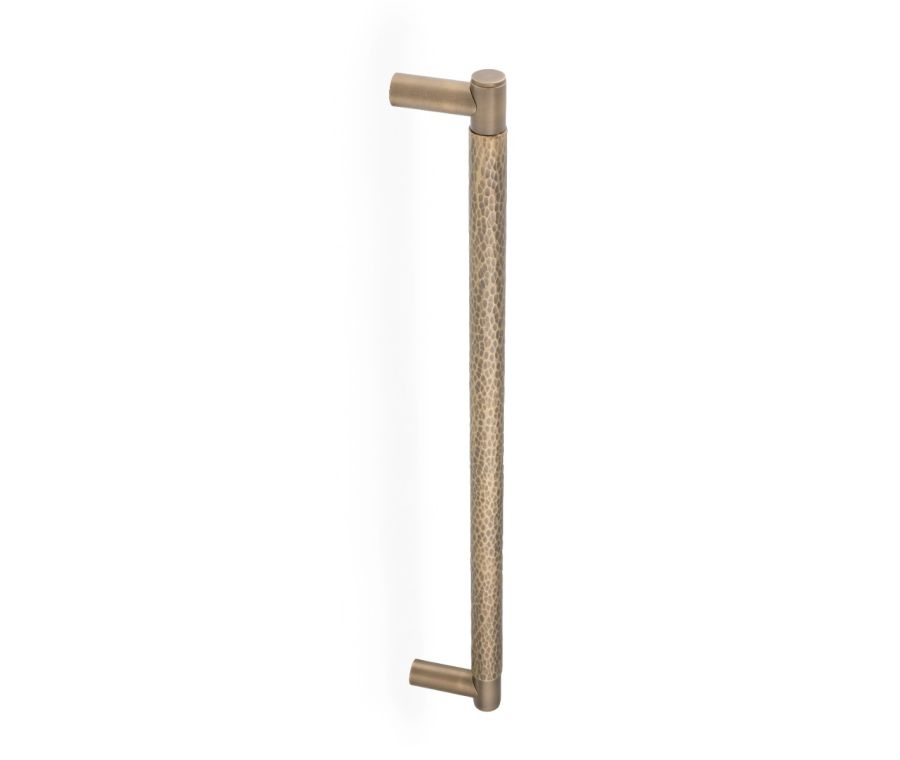 450mm Italian Brass Spitfire Hammered Pull Handle | AW503-450-IB