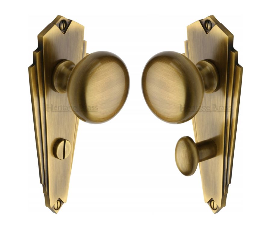 Heritage Brass Antique Brass Broadway Door Knob on Plate - Bathroom Set