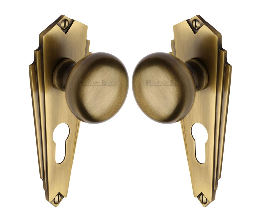 Heritage Brass Antique Brass Broadway Door Knob on Plate - Euro Profile