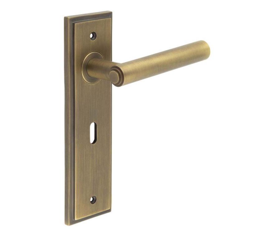 Set Burlington Antique Brass Richmond Lever on Key Lock Plate  | BUR45-451AB