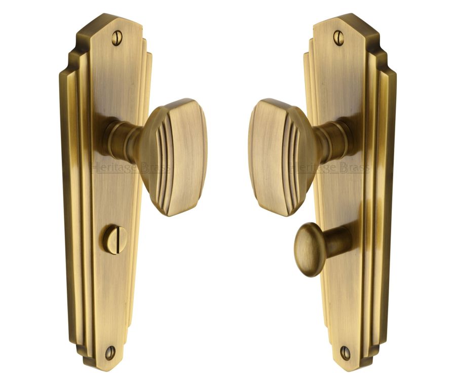 Heritage Brass Antique Brass Charlston Door Knob on Plate - Bathroom Set