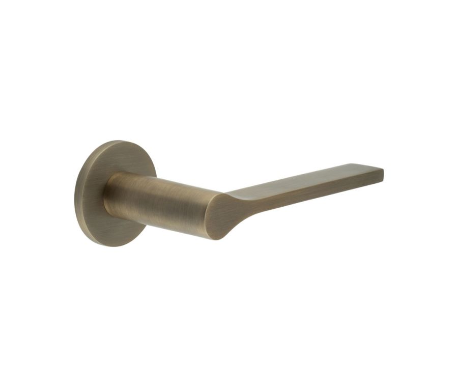 CR-105 Antique Brass Sprung Round Rose Door Handle