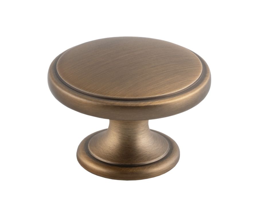 Antique Brass 38mm Oxford Cupboard Knob | FTD524AB