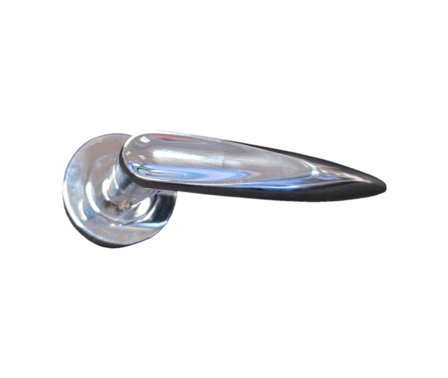 Carlisle Brass Polished Chrome Latch Furniture on Round Rose | SZA6021CP