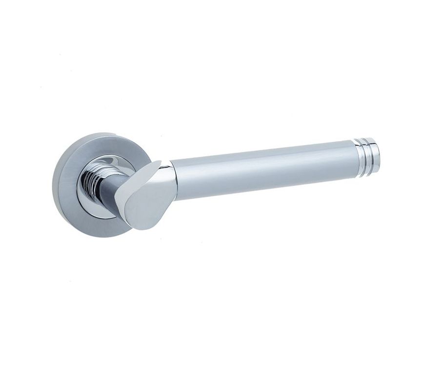 Frelan Octavia PCSC lever on rose