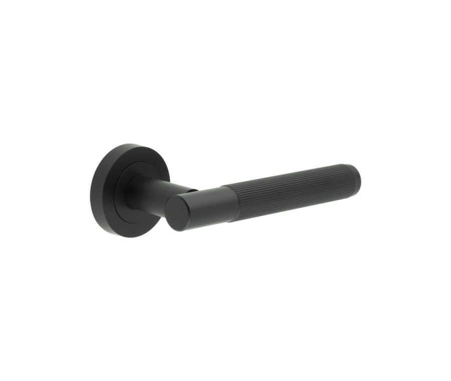 Sets Matt Black Venice Lever Handle on rose | JV852MB