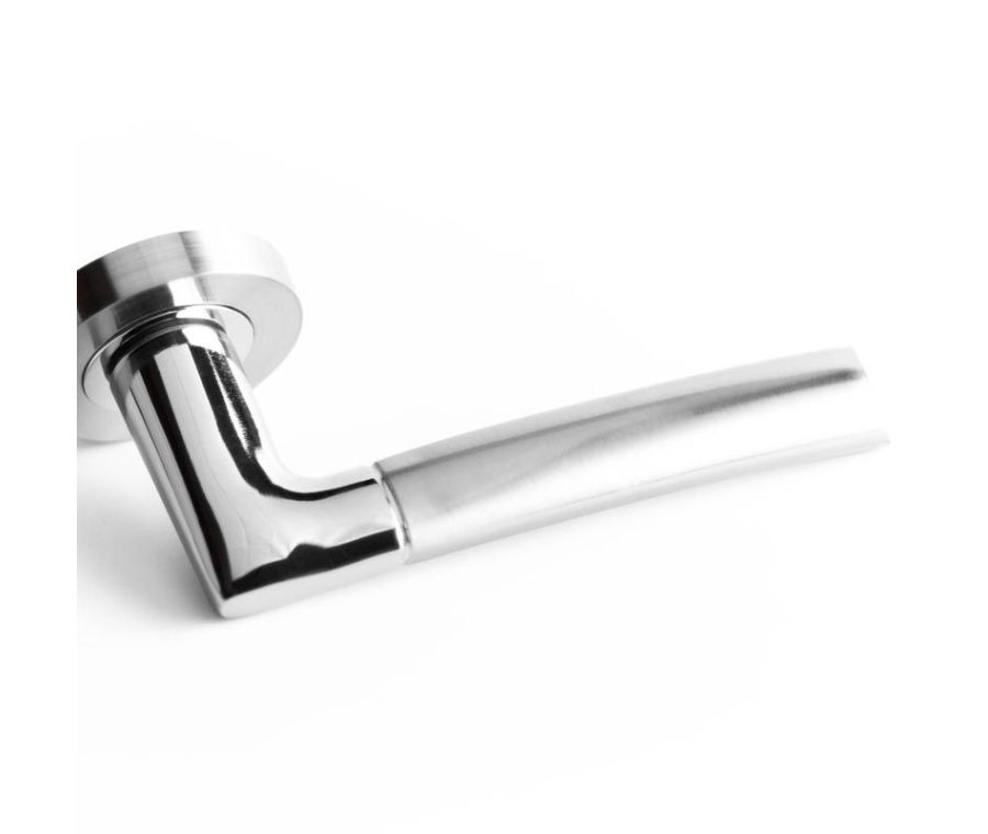 Frelan Lorenzo PCSC lever on rose