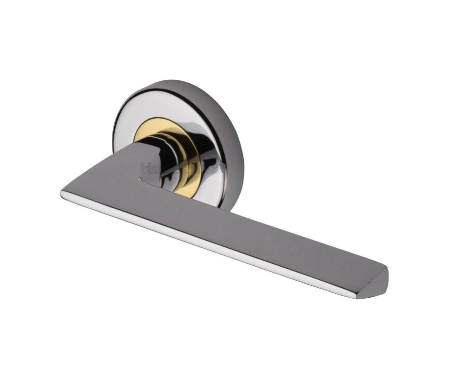 Polished Chrome/Brass Pyramid Door Handle on Round Rose
