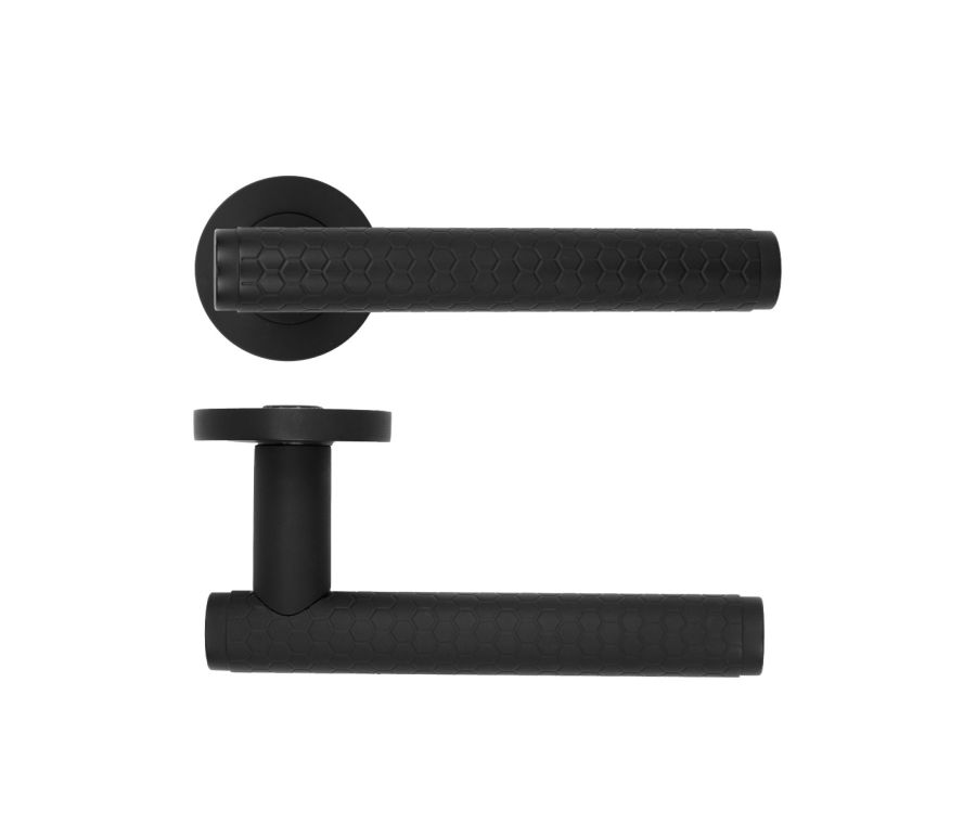 Matt Black Favo Lever on Round Rose | RM170OMB