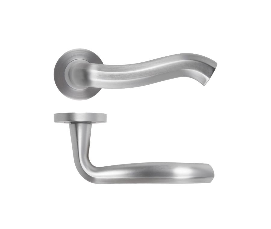Satin Chrome Rococo Lever on Round Rose | RM190SC