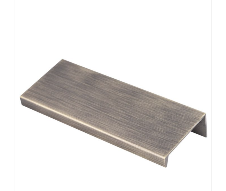 Antique Brass 100mm Squared Edge Pull | FTD302BAB