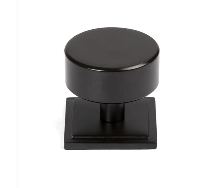 Anvil Aged Bronze Kelso 38mm Cabinet Knob (Square) | 50444