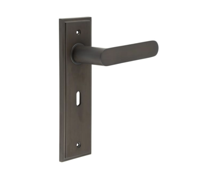Set Burlington Dark Bronze Kensington Lever on Key Lock Plate  | BUR25-451DB
