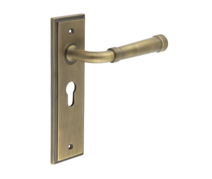Set Burlington Antique Brass Highgate Lever on Euro Lock Plate c/c 47.5mm  | BUR35-454AB