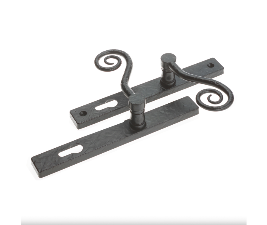 Right Hand Forged Black Monkey Tail Sprung Inline Lever Door Handle | DHMMKT-RH-FB