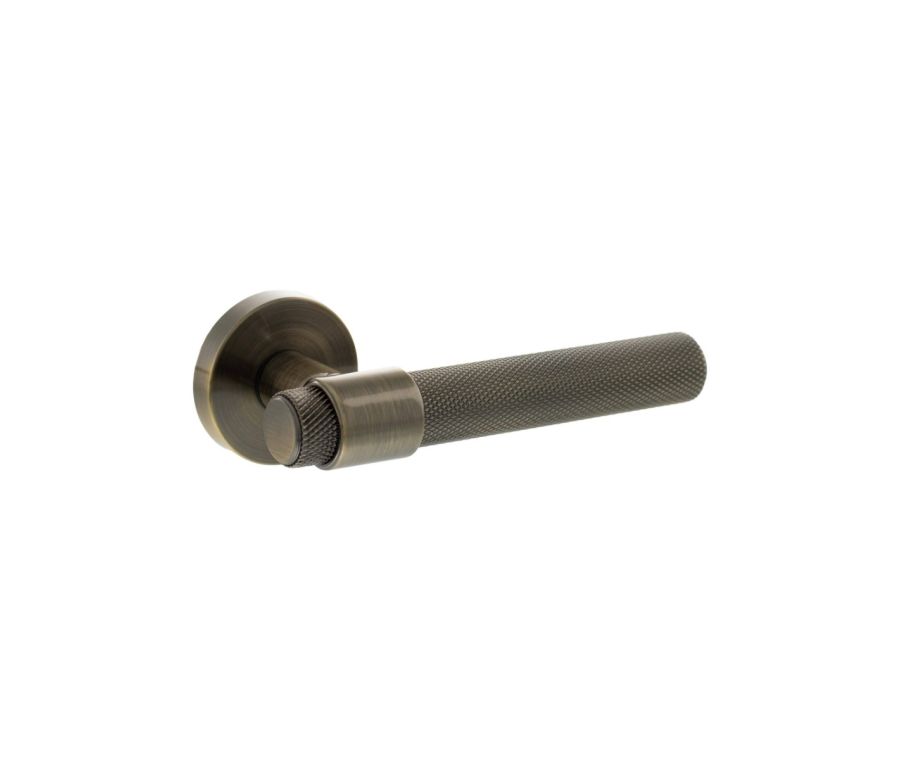 Set Antique Brass Andretta Knurled Lever Handle | SPR160AB