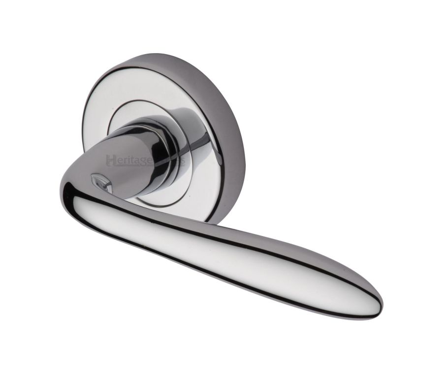 Polished Chrome Sutton Door Handle on Round Rose