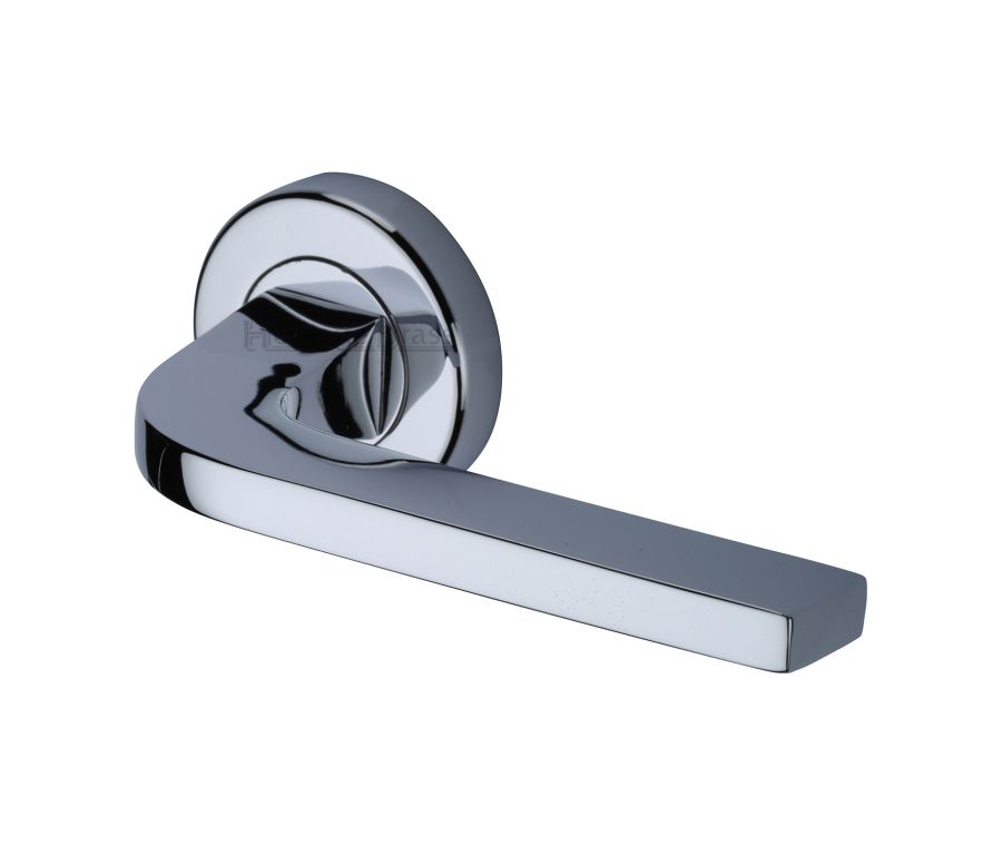Polished Chrome Bellagio Door Handle on Round Rose