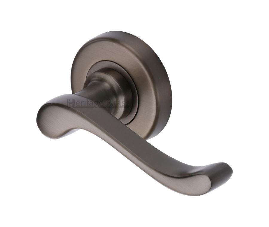 Matt Bronze Bedford Door Handle on Round Rose