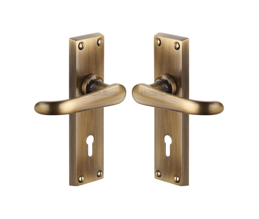 Heritage Brass Antique Brass Windsor Door Handle on Plate - Lever Lock