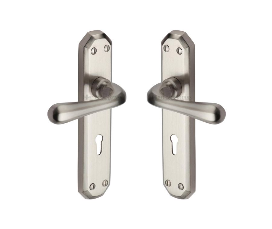 Heritage Brass Polished Brass Charlbury Door Handle on Plate - Lever Latch