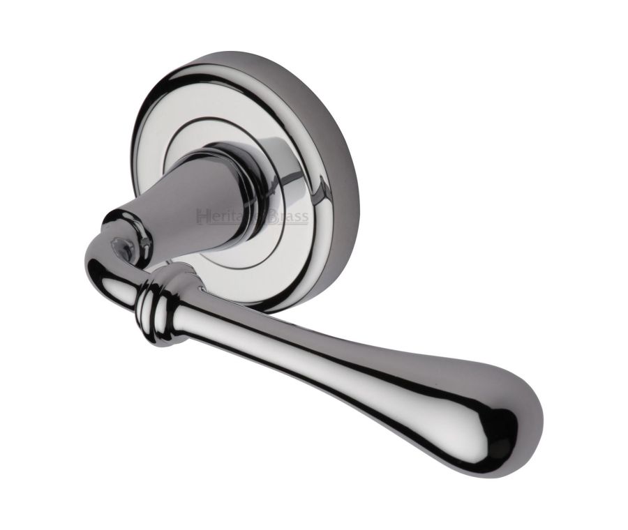 Polished Chrome Roma Door Handle on Round Rose