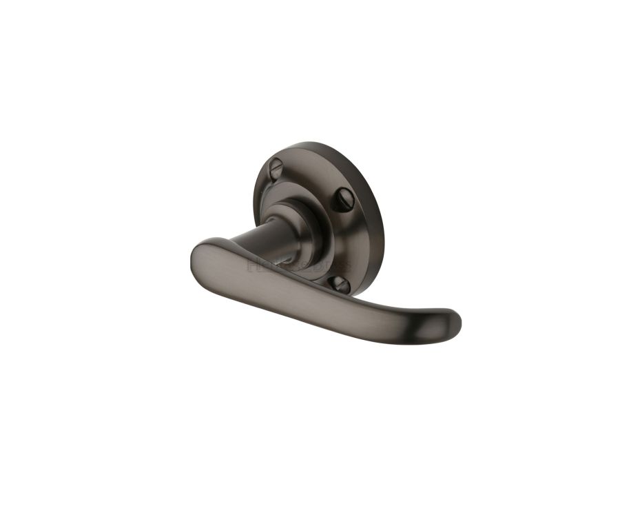 Matt Bronze Windsor Door Handle on Round Rose