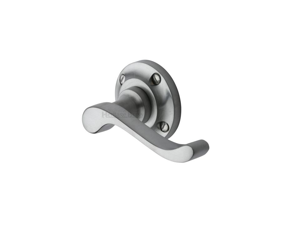 Satin Chrome Bedford Door Handle on Round Rose