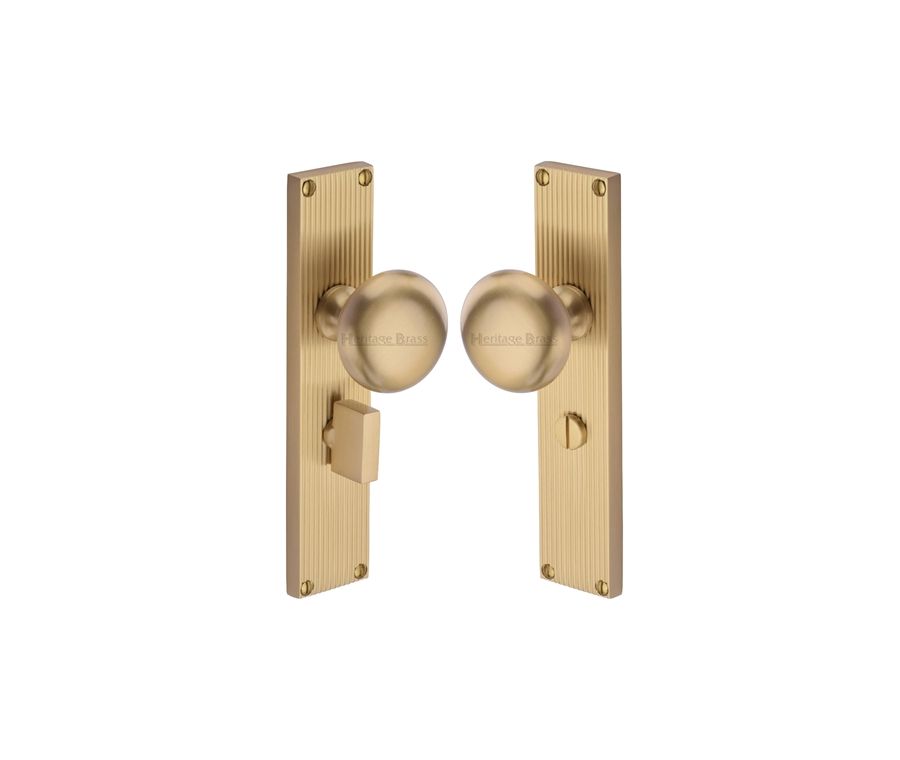 Heritage Brass Satin Brass Victoria Door Knob on Reeded Plate - Bathroom Set