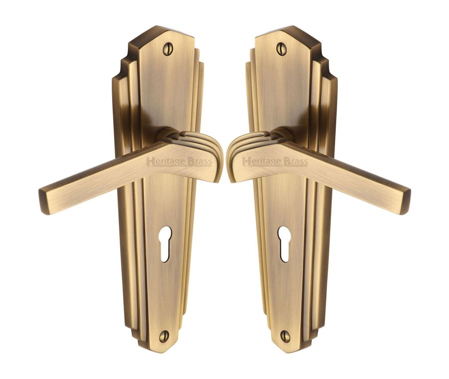 Heritage Brass Antique Brass Waldorf Door Handle on Plate - Lever Lock