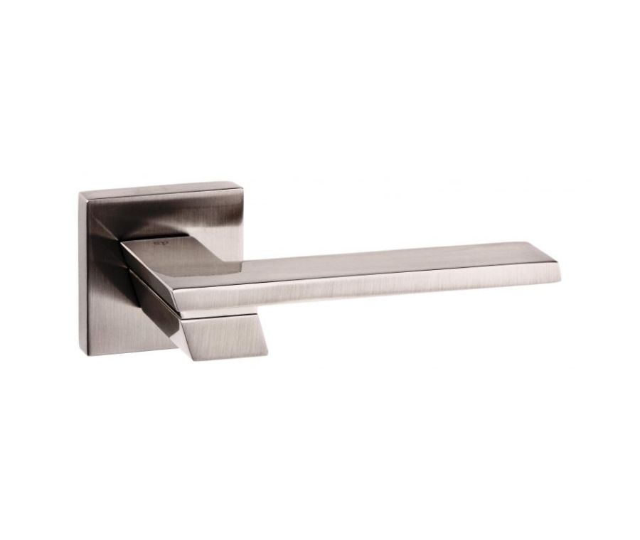 Set Senza Pari Satin Nickel Giovanni Lever on square rose