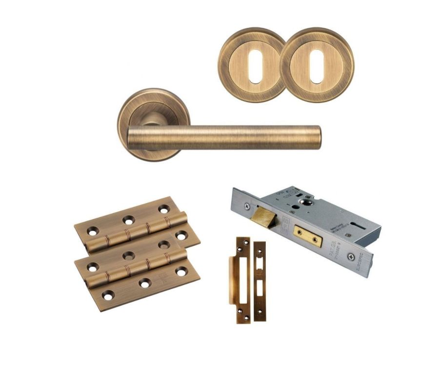 Antique Brass Philadelphia Lever Handle Door Kit - Lock