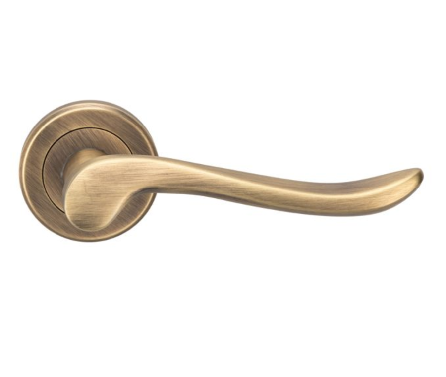 Set Carlisle Antique Brass Serozzetta Verdun Lever on round rose | ZIN3130AB