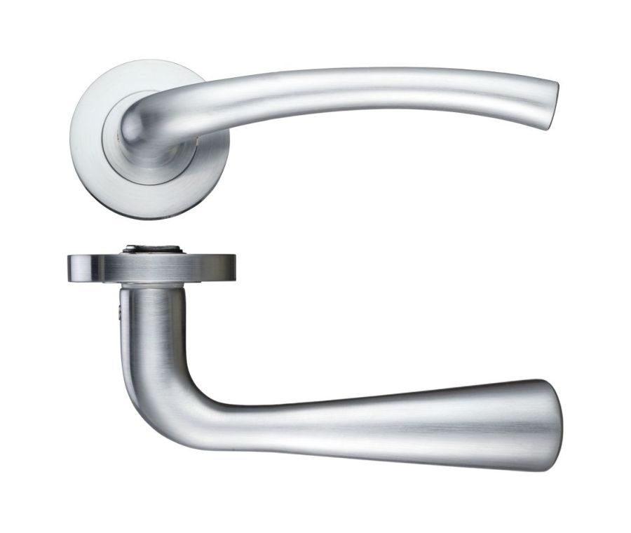 Set Satin Chrome Assisi Designer Lever on round rose