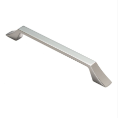 Satin Nickel Halcyon Handle 160mm c/c | FTD273CSN