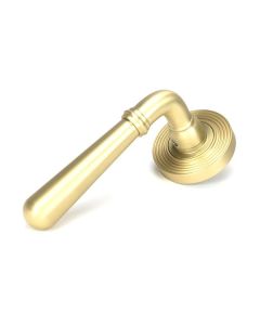 Set Anvil Satin Brass Newbury Lever on Beehive rose | 50855 | 50859