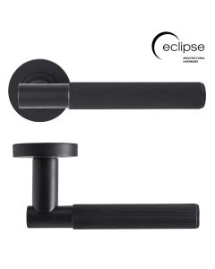 Eclipse Insignia Matt Black Linear Reeded Lever Handle | 63241