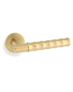 Alexander & Wilks Satin Brass PVD Spitfire Bamboo Knurled Lever on rose | AW225SBPVD