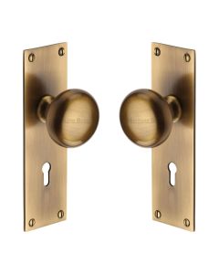 Heritage Brass Antique Brass Balmoral Door Knob on Plate - Lever Lock