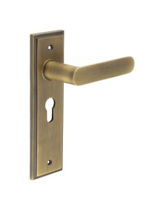 Set Burlington Antique Brass Kensington Lever on Euro Lock Plate c/c 47.5mm | BUR25-454AB