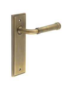 Set Burlington Antique Brass Highgate Lever on Latch Plate  | BUR35-450AB