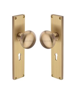 Heritage Brass Satin Brass Victoria Door Knob on Reeded Plate - Lock Set