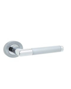 Frelan Mitred PCSC lever on rose